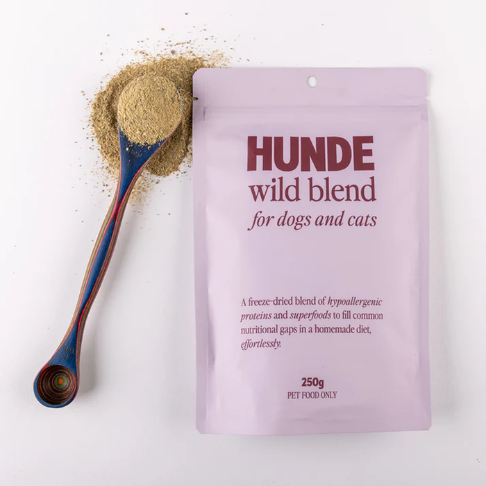 Hunde_Wild_Blend_for_Dogs_Cats1