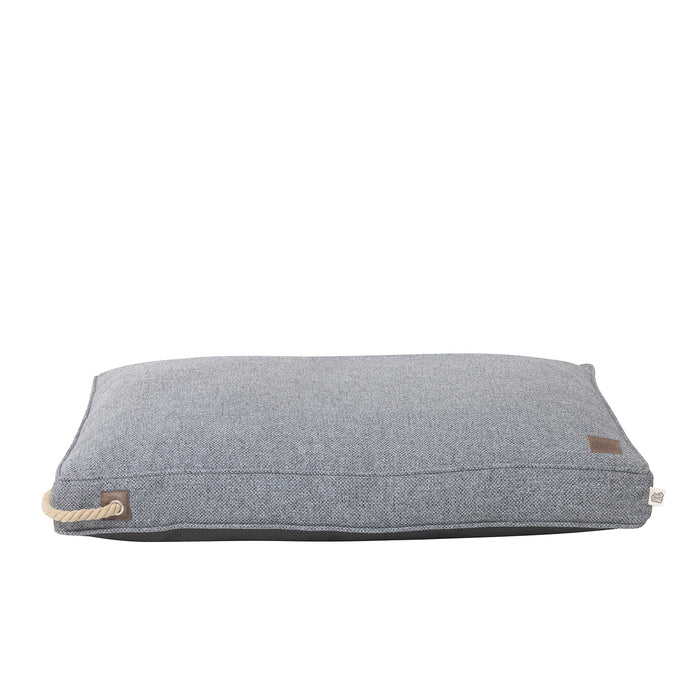 Indie & Scout Pillow Bed